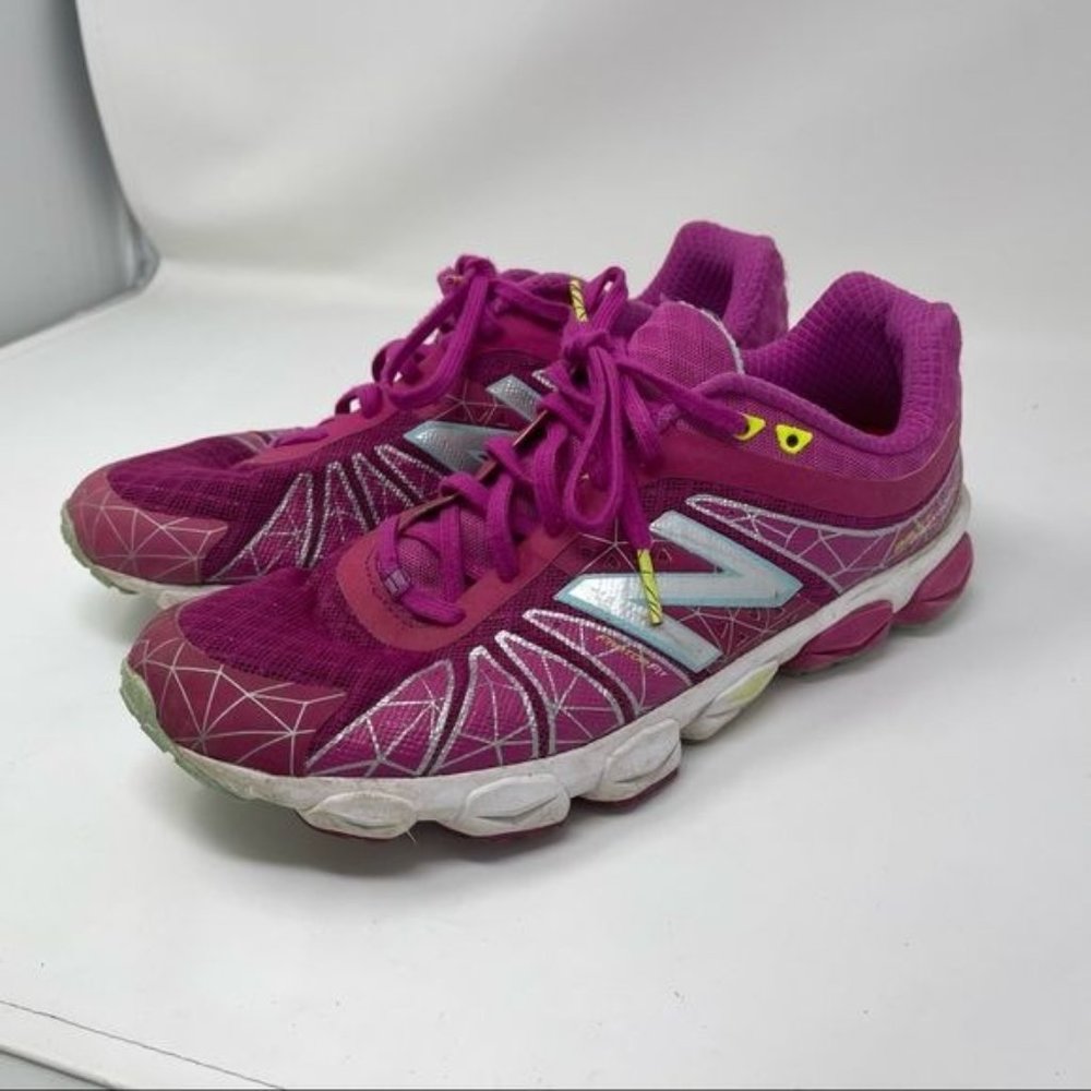 New Balance 890 v4 Womens 10.5 Running Sneakers pink